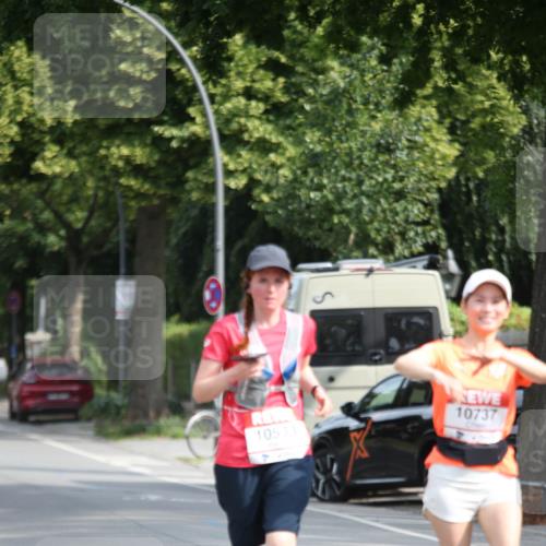15.06.2025 - REWE Women's Run Jannik Wohlers http://msf.ph/oto/7940375 15.06.2025 09:58:15 Laufen 10533, 10737 meine-sportfotos.de
