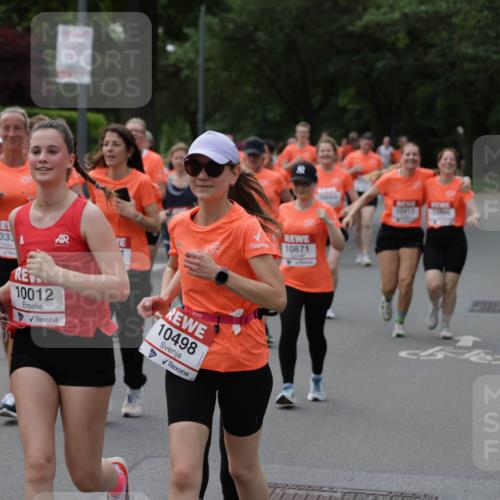 15.06.2025 - REWE Women's Run Jannik Wohlers http://msf.ph/oto/7940379 15.06.2025 08:27:53 Laufen 103, 1001, 1, 10012, 10498, 10871, 10413 meine-sportfotos.de
