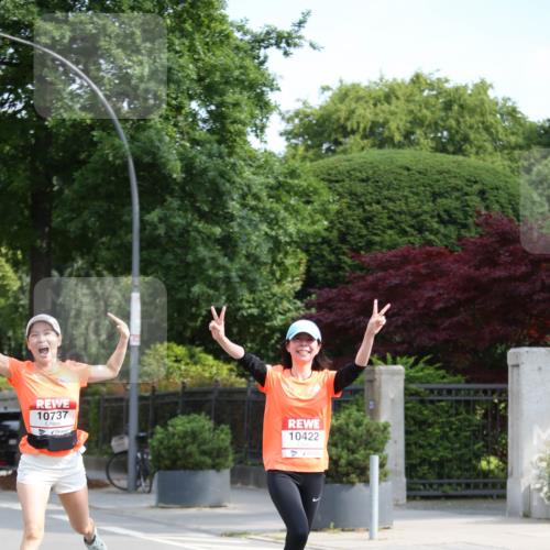 15.06.2025 - REWE Women's Run Jannik Wohlers http://msf.ph/oto/7940406 15.06.2025 09:58:17 Laufen 10737, 10422 meine-sportfotos.de