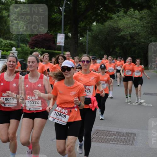 15.06.2025 - REWE Women's Run Jannik Wohlers http://msf.ph/oto/7940421 15.06.2025 08:27:53 Laufen 871, 148, 10011, 10012, 10498, 10413, 10806 meine-sportfotos.de