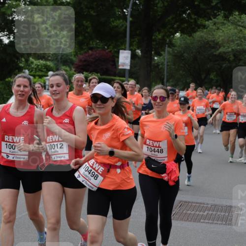 15.06.2025 - REWE Women's Run Jannik Wohlers http://msf.ph/oto/7940436 15.06.2025 08:27:53 Laufen 10058, 100, 10012, 10498, 10448, 10413, 10806 meine-sportfotos.de