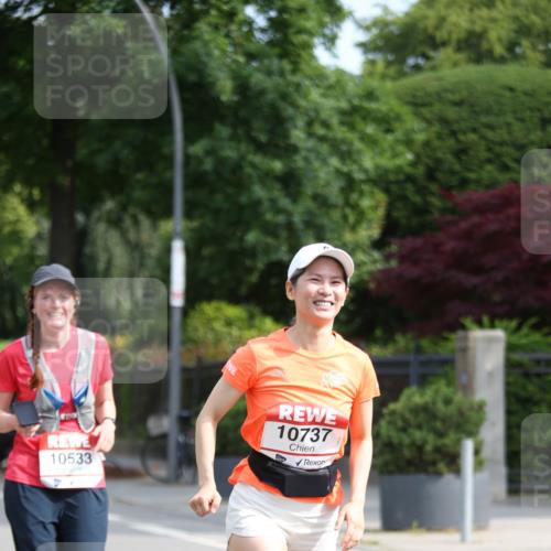 15.06.2025 - REWE Women's Run Jannik Wohlers http://msf.ph/oto/7940441 15.06.2025 09:58:18 Laufen 10533, 10737 meine-sportfotos.de