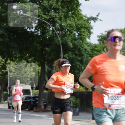 15.06.2025 - REWE Women's Run Jannik Wohlers http://msf.ph/oto/7940491 15.06.2025 08:45:27 Laufen 10719, 0352 meine-sportfotos.de