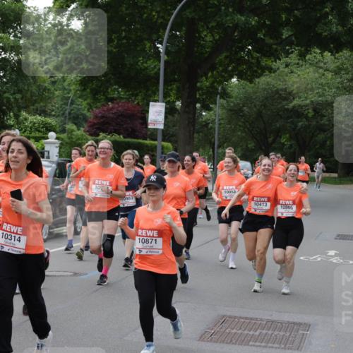 15.06.2025 - REWE Women's Run Jannik Wohlers http://msf.ph/oto/7940507 15.06.2025 08:27:55 Laufen 10314, 1, 10, 0483, 10871, 10053, 10413, 10805 meine-sportfotos.de