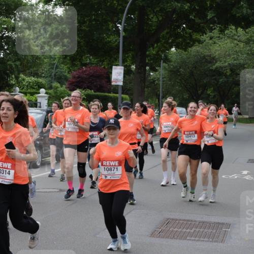 15.06.2025 - REWE Women's Run Jannik Wohlers http://msf.ph/oto/7940519 15.06.2025 08:27:55 Laufen 10, 330, 10314, 10792, 4, 483, 10871, 1005, 10413, 108 meine-sportfotos.de