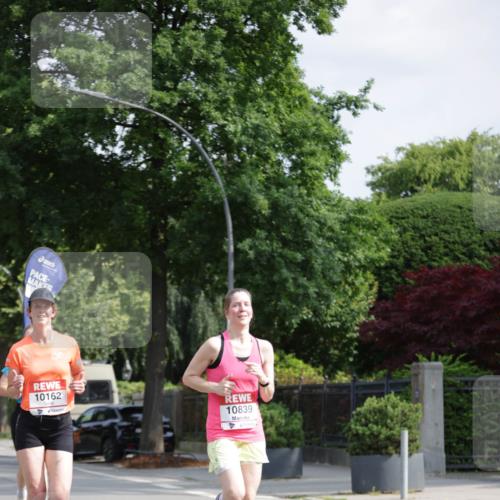 15.06.2025 - REWE Women's Run Jannik Wohlers http://msf.ph/oto/7940540 15.06.2025 08:45:29 Laufen 10162, 10839 meine-sportfotos.de