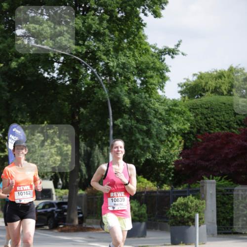 15.06.2025 - REWE Women's Run Jannik Wohlers http://msf.ph/oto/7940544 15.06.2025 08:45:29 Laufen 10162, 10839 meine-sportfotos.de