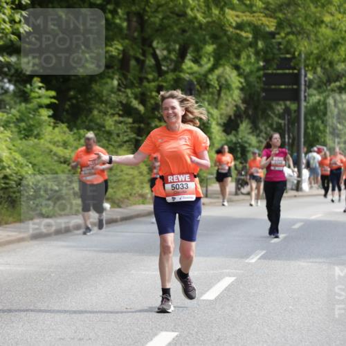 15.06.2025 - REWE Women's Run Jannik Wohlers http://msf.ph/oto/7940564 15.06.2025 10:15:09 Laufen 5033, 300 meine-sportfotos.de