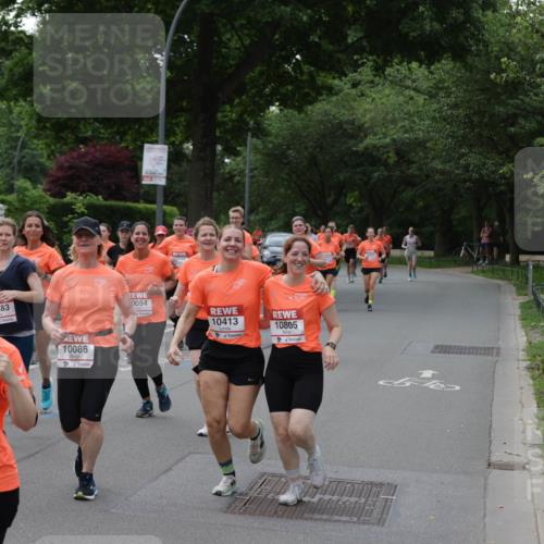 15.06.2025 - REWE Women's Run Jannik Wohlers http://msf.ph/oto/7940586 15.06.2025 08:27:56 Laufen 10, 0483, 10871, 10086, 0054, 10413, 10805 meine-sportfotos.de