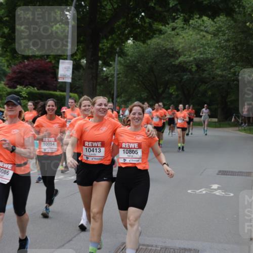 15.06.2025 - REWE Women's Run Jannik Wohlers http://msf.ph/oto/7940604 15.06.2025 08:27:56 Laufen 92, 10483, 10086, 10054, 10413, 10805 meine-sportfotos.de