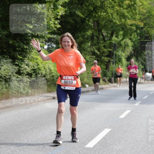 15.06.2025 - REWE Women's Run Jannik Wohlers http://msf.ph/oto/7940619 15.06.2025 10:15:10 Laufen 5033 meine-sportfotos.de