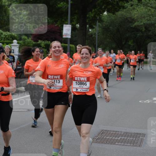 15.06.2025 - REWE Women's Run Jannik Wohlers http://msf.ph/oto/7940639 15.06.2025 08:27:57 Laufen 10483, 10086, 100, 4, 113, 10805 meine-sportfotos.de