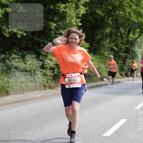 15.06.2025 - REWE Women's Run Jannik Wohlers http://msf.ph/oto/7940682 15.06.2025 10:15:11 Laufen 5033 meine-sportfotos.de