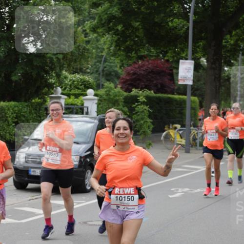 15.06.2025 - REWE Women's Run Jannik Wohlers http://msf.ph/oto/7940708 15.06.2025 08:28:02 Laufen 10553, 10150, 10837, 10342 meine-sportfotos.de