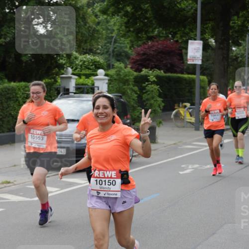 15.06.2025 - REWE Women's Run Jannik Wohlers http://msf.ph/oto/7940736 15.06.2025 08:28:02 Laufen 10553, 1043, 10837, 10342, 10150 meine-sportfotos.de
