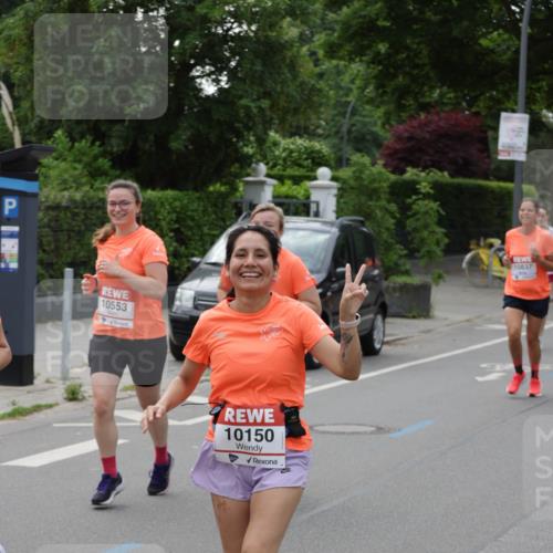 15.06.2025 - REWE Women's Run Jannik Wohlers http://msf.ph/oto/7940774 15.06.2025 08:28:02 Laufen 10553, 10150, 10837 meine-sportfotos.de