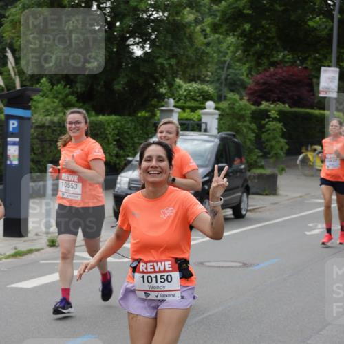 15.06.2025 - REWE Women's Run Jannik Wohlers http://msf.ph/oto/7940781 15.06.2025 08:28:02 Laufen 10553, 10150, 10837 meine-sportfotos.de
