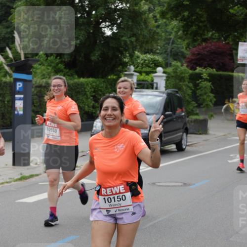 15.06.2025 - REWE Women's Run Jannik Wohlers http://msf.ph/oto/7940784 15.06.2025 08:28:02 Laufen 10553, 10150, 10837 meine-sportfotos.de