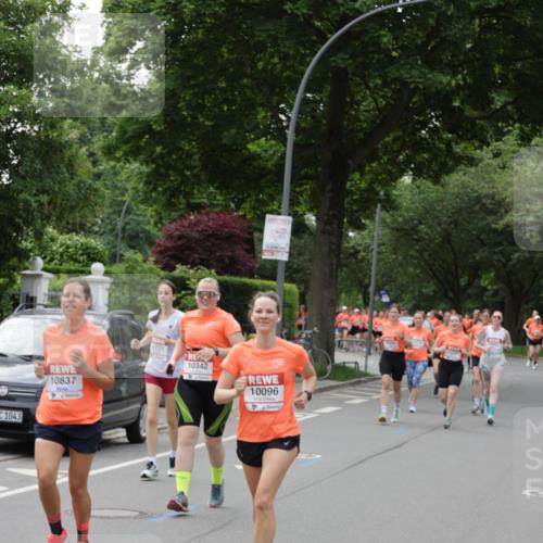 15.06.2025 - REWE Women's Run Jannik Wohlers http://msf.ph/oto/7940812 15.06.2025 08:28:05 Laufen 1043, 10837, 0721, 10342, 10096 meine-sportfotos.de
