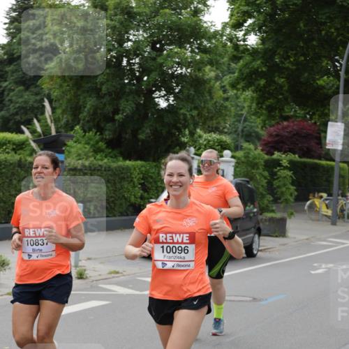15.06.2025 - REWE Women's Run Jannik Wohlers http://msf.ph/oto/7940908 15.06.2025 08:28:06 Laufen 10837, 10096 meine-sportfotos.de