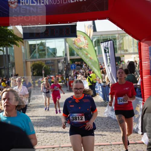 13.06.2025 - Holstenköstenlauf Felixshl http://msf.ph/oto/7940970 13.06.2025 18:07:12 Laufen 2250, 2586, 2621, 2696, 3236, 3293, 3577, 3812 meine-sportfotos.de