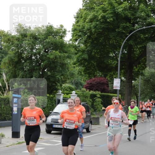 15.06.2025 - REWE Women's Run Jannik Wohlers http://msf.ph/oto/7941014 15.06.2025 08:28:12 Laufen 10540, 10207, 104, 10002 meine-sportfotos.de