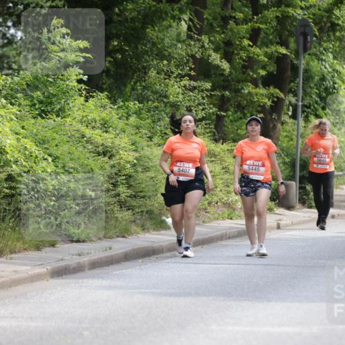 15.06.2025 - REWE Women's Run Jannik Wohlers http://msf.ph/oto/7941015 15.06.2025 10:15:18 Laufen 5323, 5645, 5445, 5407 meine-sportfotos.de