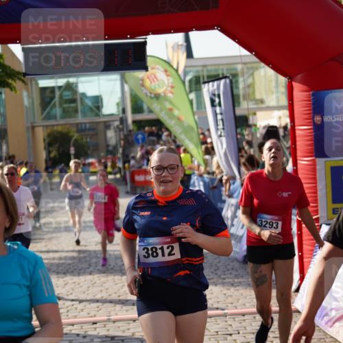 13.06.2025 - Holstenköstenlauf Felixshl http://msf.ph/oto/7941019 13.06.2025 18:07:12 Laufen 2250, 2586, 2621, 2696, 3236, 3293, 3577, 3812 meine-sportfotos.de