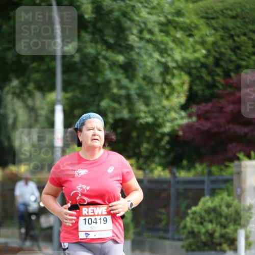 15.06.2025 - REWE Women's Run Jannik Wohlers http://msf.ph/oto/7941123 15.06.2025 09:58:42 Laufen 10419 meine-sportfotos.de