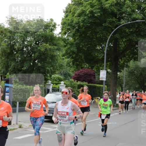 15.06.2025 - REWE Women's Run Jannik Wohlers http://msf.ph/oto/7941130 15.06.2025 08:28:13 Laufen 10745, 1043, 10002, 10102, 10101 meine-sportfotos.de