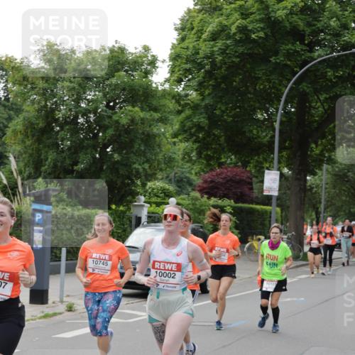 15.06.2025 - REWE Women's Run Jannik Wohlers http://msf.ph/oto/7941138 15.06.2025 08:28:13 Laufen 27, 10745, 10002, 10101 meine-sportfotos.de