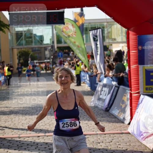 13.06.2025 - Holstenköstenlauf Felixshl http://msf.ph/oto/7941180 13.06.2025 18:07:17 Laufen 2250, 2586, 2621, 2696, 3033 meine-sportfotos.de