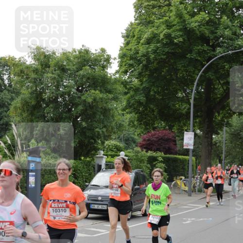 15.06.2025 - REWE Women's Run Jannik Wohlers http://msf.ph/oto/7941224 15.06.2025 08:28:14 Laufen 1043, 10310, 00, 10102, 10101 meine-sportfotos.de