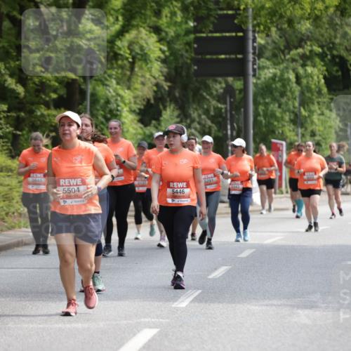 15.06.2025 - REWE Women's Run Jannik Wohlers http://msf.ph/oto/7941266 15.06.2025 10:15:22 Laufen 5645, 5445, 5504, 5137, 5291, 5343, 5446 meine-sportfotos.de