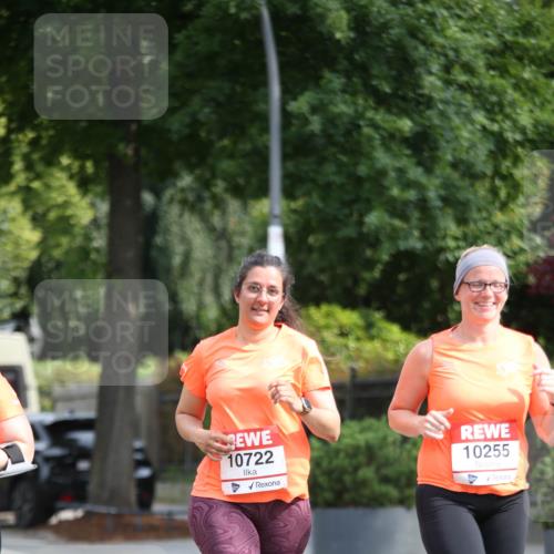 15.06.2025 - REWE Women's Run Jannik Wohlers http://msf.ph/oto/7941333 15.06.2025 09:58:57 Laufen 10722, 10255 meine-sportfotos.de