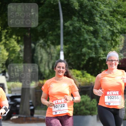 15.06.2025 - REWE Women's Run Jannik Wohlers http://msf.ph/oto/7941340 15.06.2025 09:58:57 Laufen 10722, 10255 meine-sportfotos.de