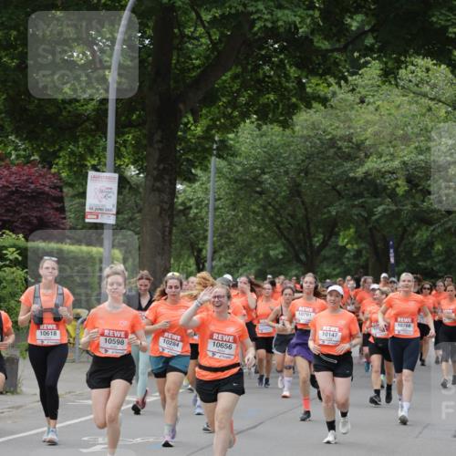15.06.2025 - REWE Women's Run Jannik Wohlers http://msf.ph/oto/7941374 15.06.2025 08:28:18 Laufen 15, 2025, 10656, 10618, 10598, 10284, 10791, 10768, 10147 meine-sportfotos.de