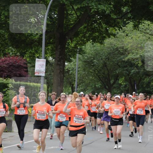 15.06.2025 - REWE Women's Run Jannik Wohlers http://msf.ph/oto/7941381 15.06.2025 08:28:18 Laufen 15, 2025, 00, 10618, 10598, 10284, 10656, 0114, 10791, 10768, 10147 meine-sportfotos.de