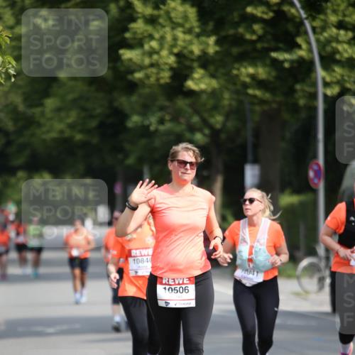 15.06.2025 - REWE Women's Run Jannik Wohlers http://msf.ph/oto/7941397 15.06.2025 09:59:01 Laufen 10840, 10506 meine-sportfotos.de