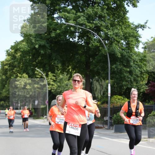 15.06.2025 - REWE Women's Run Jannik Wohlers http://msf.ph/oto/7941475 15.06.2025 09:59:06 Laufen 10840, 10506, 10842 meine-sportfotos.de