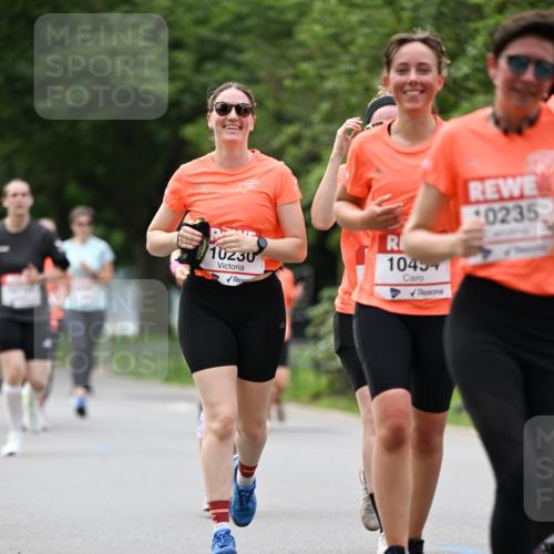 15.06.2025 - REWE Women's Run Dr. Thomas Lammeyer http://msf.ph/oto/7941486 15.06.2025 09:21:19 Laufen 10230, 10457, 10235 meine-sportfotos.de