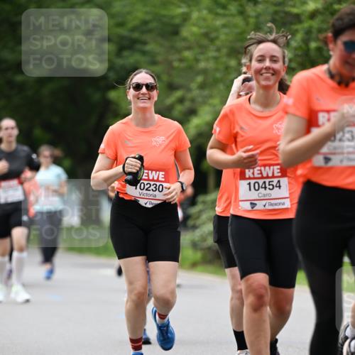 15.06.2025 - REWE Women's Run Dr. Thomas Lammeyer http://msf.ph/oto/7941492 15.06.2025 09:21:20 Laufen 823, 0230, 10454 meine-sportfotos.de