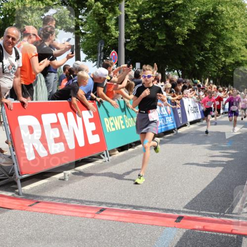 15.06.2025 - REWE Women's Run Strokosch-Dieckow http://msf.ph/oto/7941532 15.06.2025 11:34:12 Ziel 130, 132, 142, 144, 151, 158, 186, 242, 267, 276, 291, 322 meine-sportfotos.de