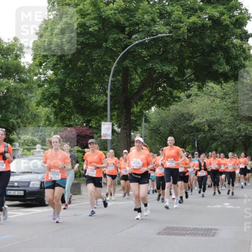 15.06.2025 - REWE Women's Run Jannik Wohlers http://msf.ph/oto/7941533 15.06.2025 08:28:21 Laufen 10618, 1043, 10468, 10284, 10147 meine-sportfotos.de