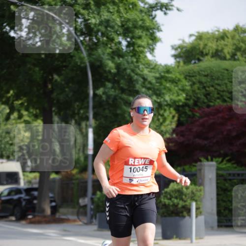 15.06.2025 - REWE Women's Run Jannik Wohlers http://msf.ph/oto/7941564 15.06.2025 08:46:11 Laufen 10045 meine-sportfotos.de