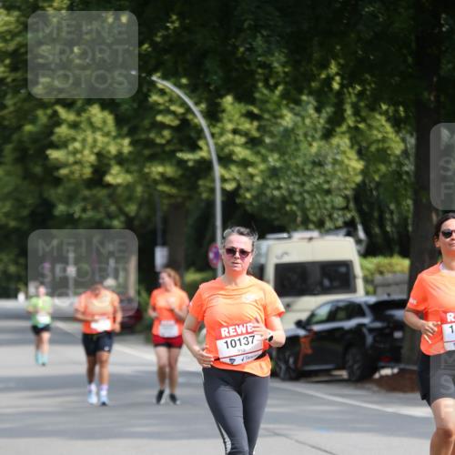 15.06.2025 - REWE Women's Run Jannik Wohlers http://msf.ph/oto/7941578 15.06.2025 09:59:14 Laufen 10137, 10 meine-sportfotos.de