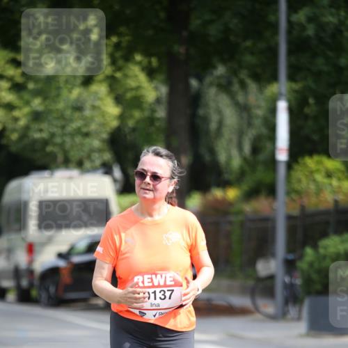 15.06.2025 - REWE Women's Run Jannik Wohlers http://msf.ph/oto/7941610 15.06.2025 09:59:16 Laufen 137 meine-sportfotos.de