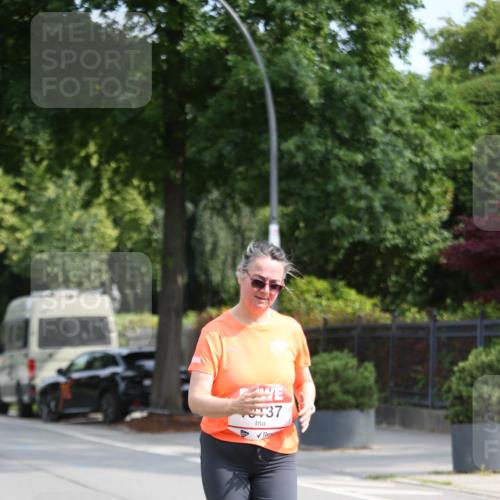 15.06.2025 - REWE Women's Run Jannik Wohlers http://msf.ph/oto/7941630 15.06.2025 09:59:16 Laufen 737 meine-sportfotos.de