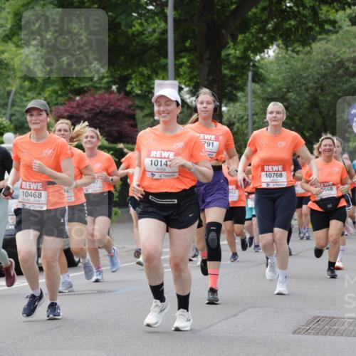 15.06.2025 - REWE Women's Run Jannik Wohlers http://msf.ph/oto/7941633 15.06.2025 08:28:22 Laufen 4, 104, 10041, 10468, 1014, 791, 862, 10768, 568, 10168 meine-sportfotos.de