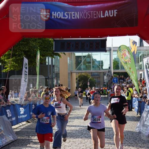13.06.2025 - Holstenköstenlauf Felixshl http://msf.ph/oto/7941644 13.06.2025 18:07:37 Laufen 2699, 2860, 2913, 2993, 3020, 3039, 3678, 3680 meine-sportfotos.de